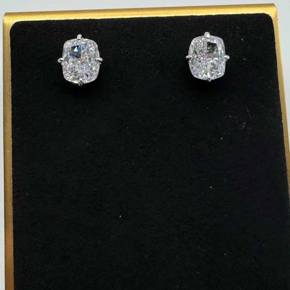 18k 2ct Radiant Studs - Picture 7 of 14